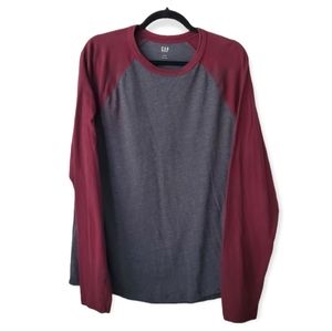 GAP Mens Everyday Long Sleeve Crew Neck
